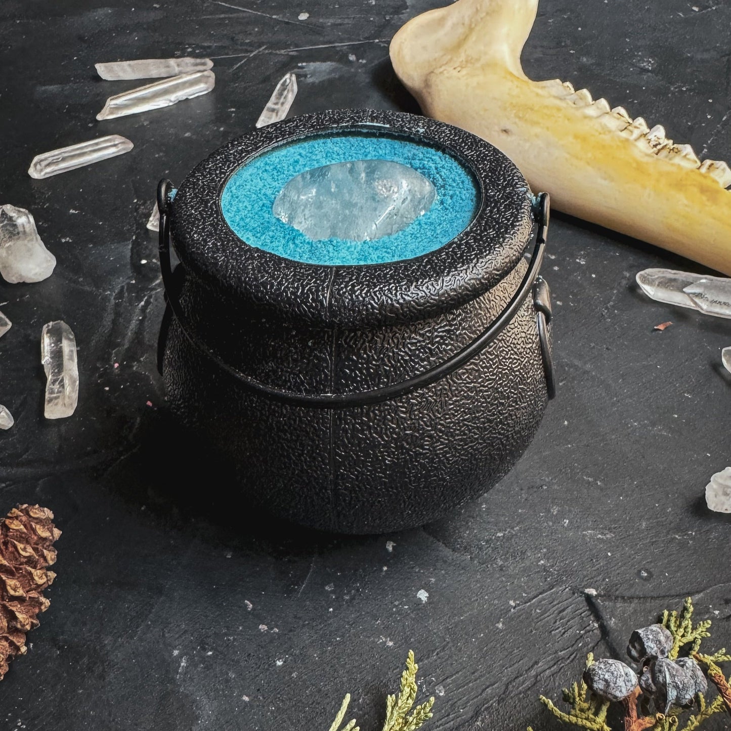 Crystal Cauldron Bath Bomb